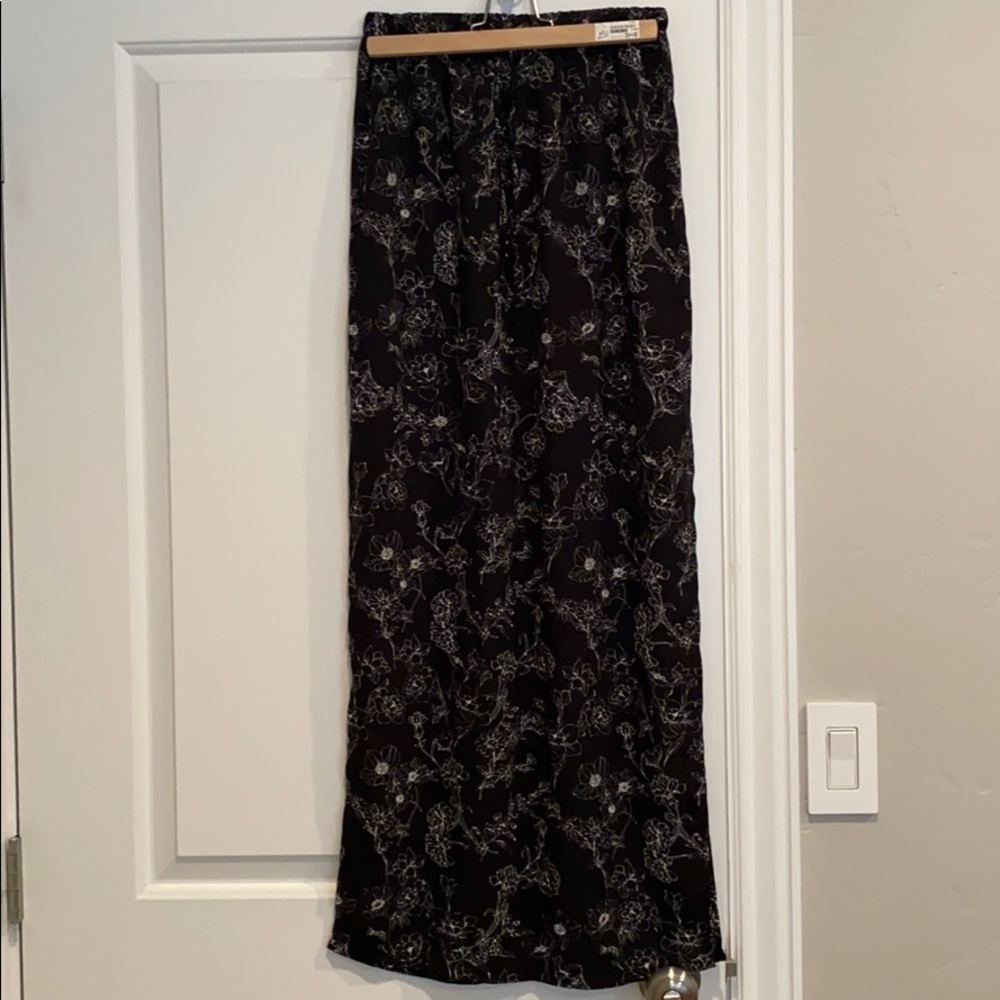 Forever 21 black slit long skirt